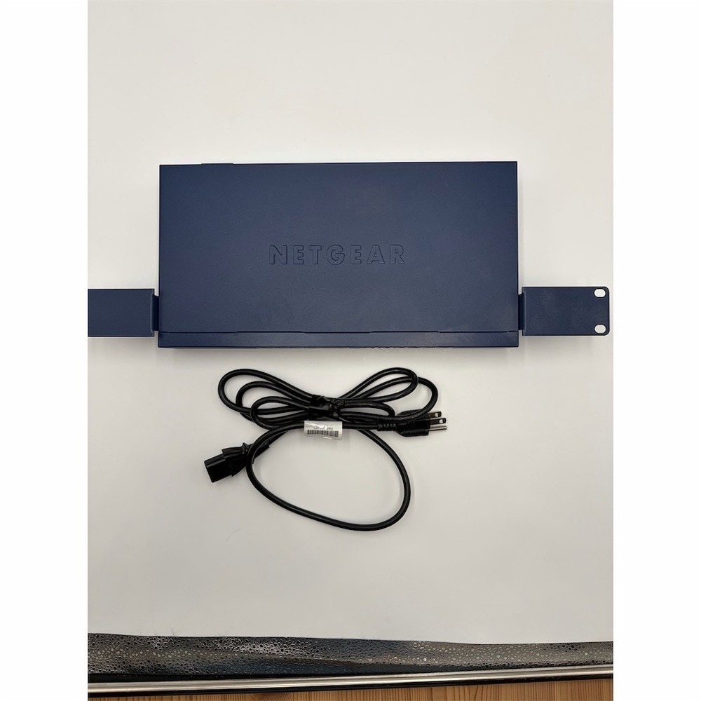 NETGEAR ProSafe 24-Port Gigabit Ethernet Switch Unmanaged Rackmount w/‎ - Picture 5 of 11